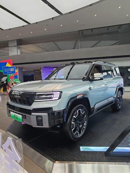 惠州257比亚迪方程豹硬派越野的爆款，英菲尼迪35周年与你共成长